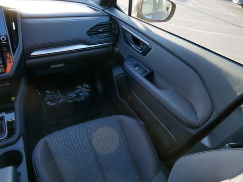 Certified 2025 Subaru Forester Premium image 11