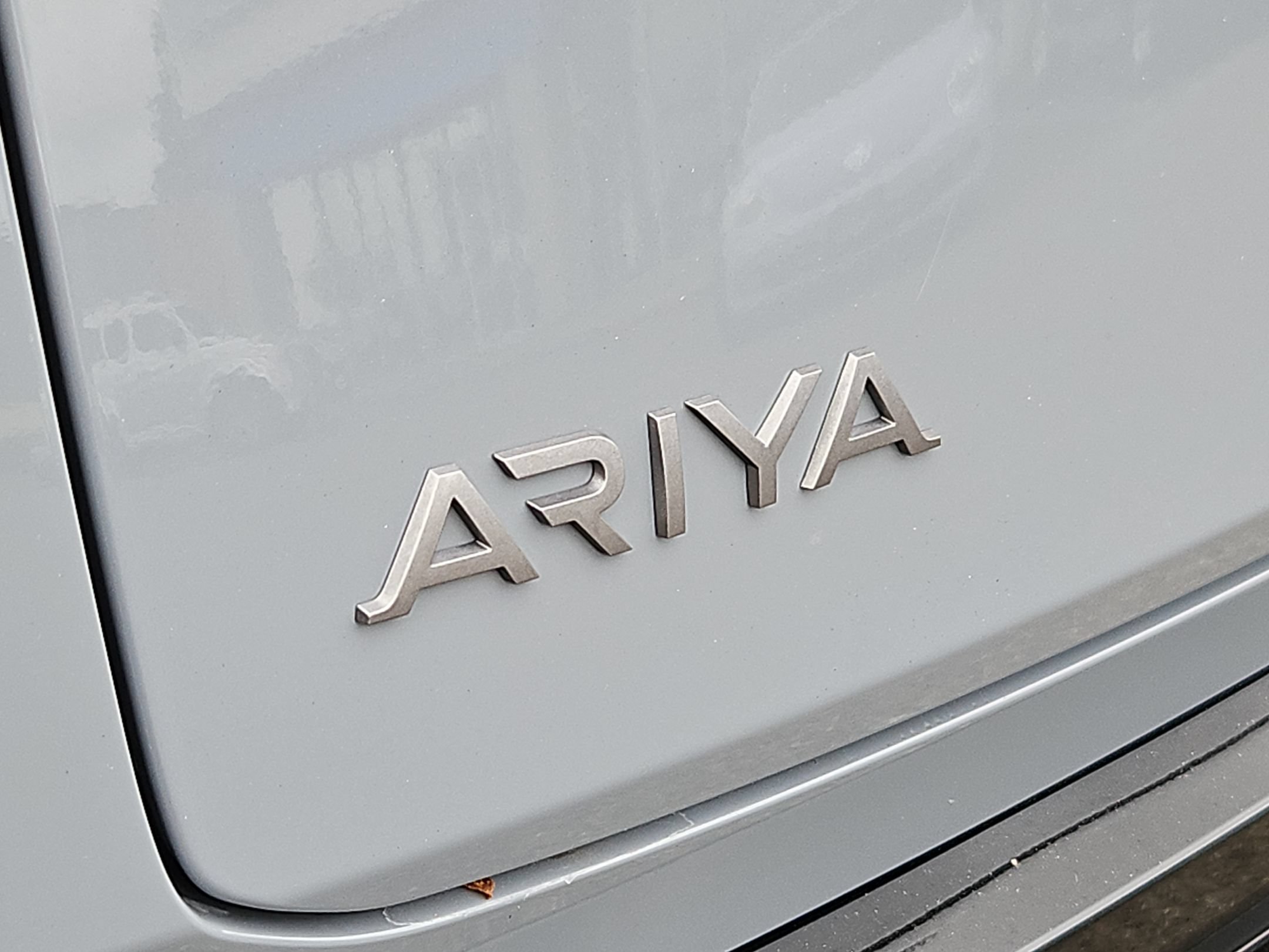 Used 2024 Nissan Ariya AWD image 27
