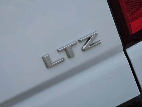 Used 2024 Chevrolet Silverado 2500 LTZ w/ LTZ Plus Package AWD/4WD image 12