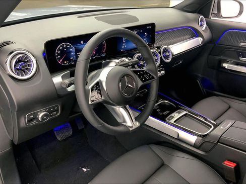 New 2026 Mercedes-Benz GLB 250 image 21