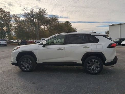 Used 2022 Toyota RAV4 Limited image 7