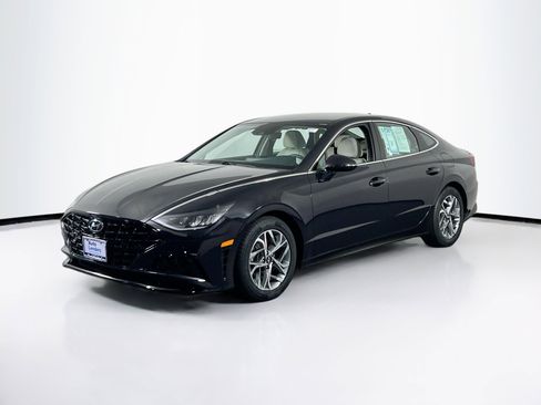 Used 2023 Hyundai Sonata SEL image 1