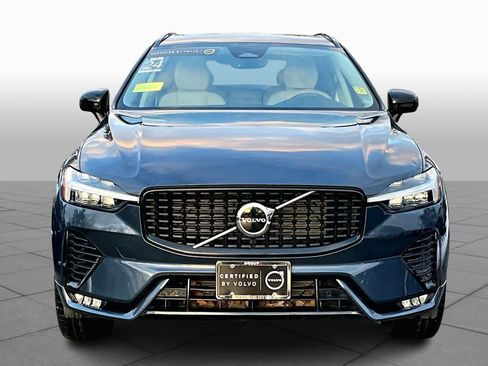 Certified 2024 Volvo XC60 B5 Core w/ Climate Package image 4