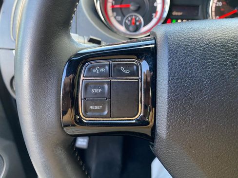 Used 2018 Dodge Grand Caravan SE FWD image 55