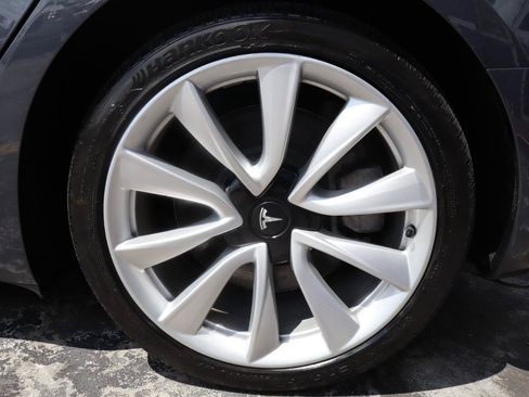 Used 2018 Tesla Model 3 Long Range AWD/4WD image 31
