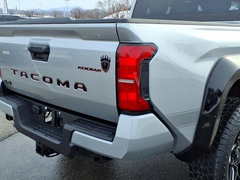 New 2026 Toyota Tacoma SR5 image 13