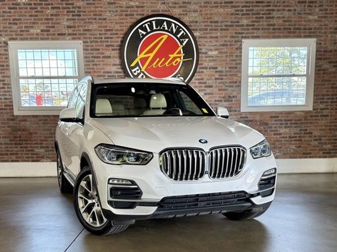 Used 2019 BMW X5 xDrive40i w/ Premium Package image 1