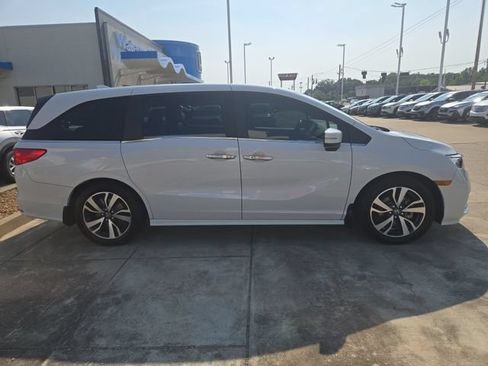 Used 2023 Honda Odyssey Touring image 6
