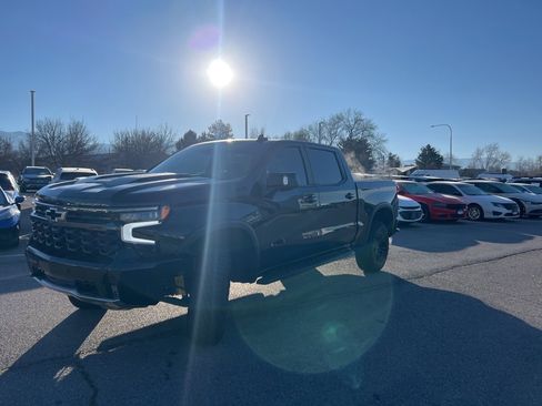 Used 2025 Chevrolet Silverado 1500 ZR2 w/ Technology Package image 15