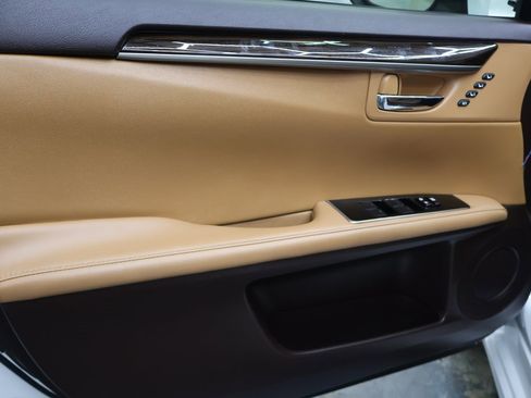 Used 2017 Lexus ES 350 image 15