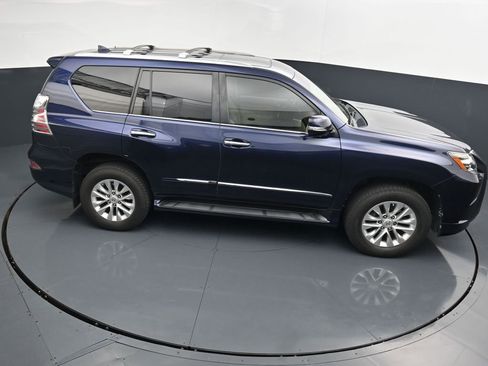 Used 2017 Lexus GX 460 AWD/4WD image 17