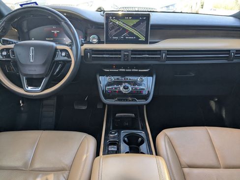 Used 2022 Lincoln Corsair Reserve image 21