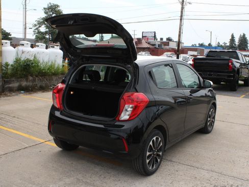 Used 2022 Chevrolet Spark LT FWD image 7