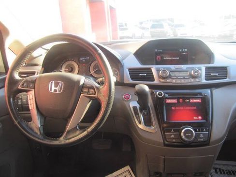 Used 2014 Honda Odyssey EX-L image 17