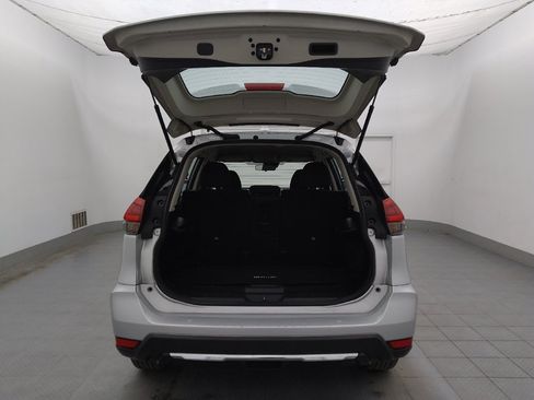Used 2019 Nissan Rogue S AWD/4WD image 29