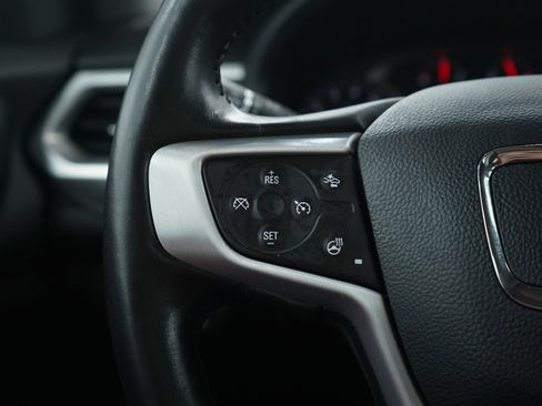 Used 2022 GMC Acadia SLT w/ Preferred Package image 28