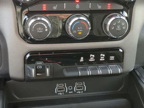 New 2026 RAM 1500 Big Horn w/ Night Edition AWD/4WD image 31