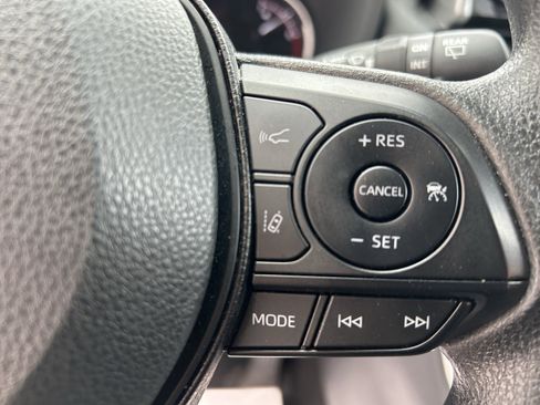 Certified 2025 Toyota RAV4 XLE image 24