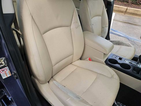 Used 2017 Subaru Legacy 2.5i Limited AWD/4WD image 23