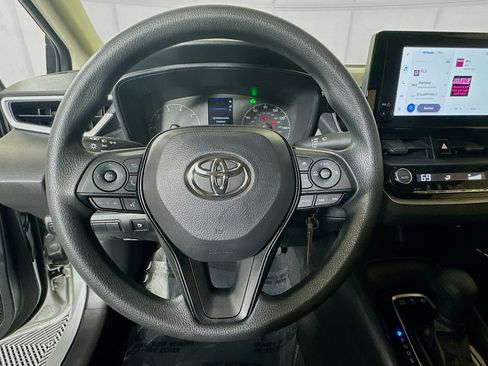 Used 2023 Toyota Corolla LE FWD image 15
