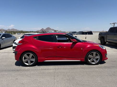 Used 2015 Hyundai Veloster Turbo w/ Option Group 04 FWD image 3