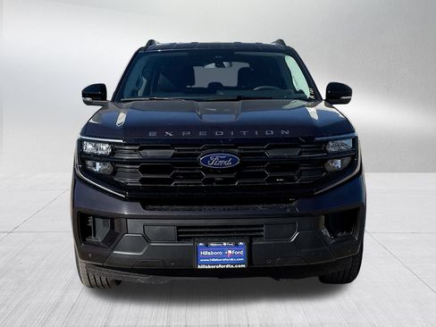 New 2026 Ford Expedition Active RWD image 2