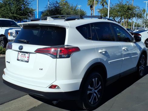 Used 2017 Toyota RAV4 LE image 4
