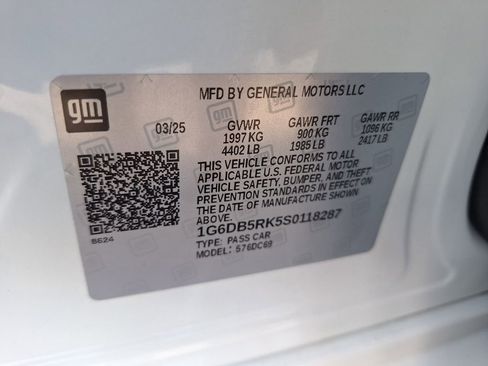 New 2025 Cadillac CT4 Premium Luxury image 31