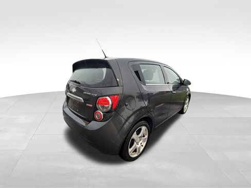 Used 2014 Chevrolet Sonic LTZ FWD image 5