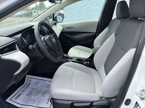 Used 2022 Toyota Corolla LE FWD image 13