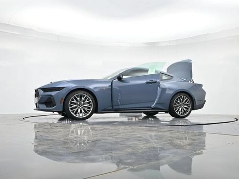 Used 2025 Ford Mustang GT Premium RWD image 52