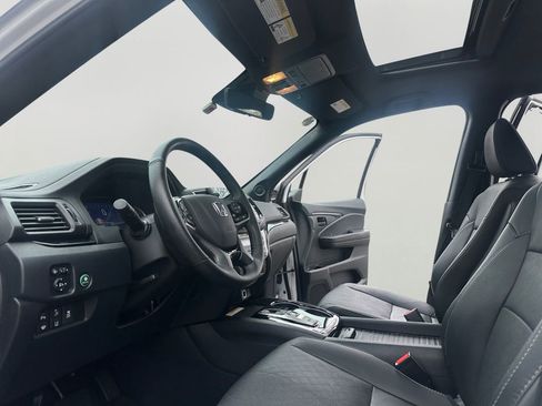 Used 2023 Honda Passport Elite image 9