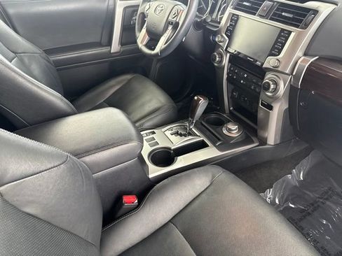 Used 2022 Toyota 4Runner Limited AWD/4WD image 21