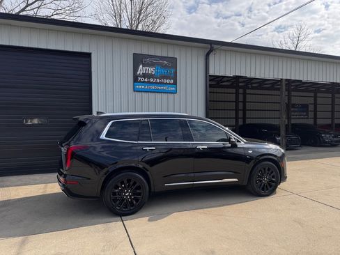 Used 2020 Cadillac XT6 Premium Luxury image 7