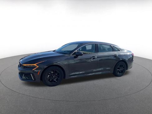 Used 2025 Kia K5 LXS FWD image 8