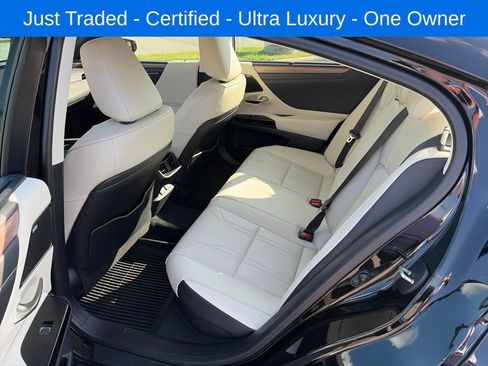 Used 2024 Lexus ES 300h Ultra Luxury w/ Accessory Package (Z2) FWD image 11