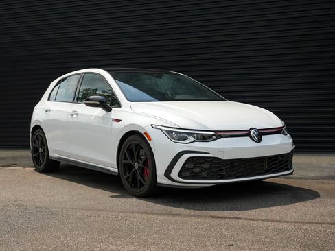 Used 2024 Volkswagen GTI Autobahn FWD image 39