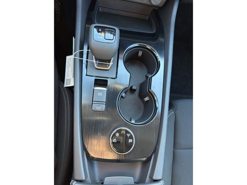 Certified 2025 Nissan Rogue S image 22