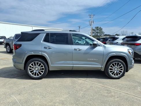 New 2026 GMC Terrain Denali AWD/4WD image 8