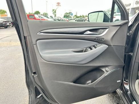 Used 2018 Buick Enclave Premium w/ Experience Buick Package AWD/4WD image 28