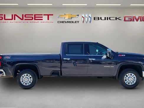 Certified 2024 Chevrolet Silverado 3500 LTZ w/ LTZ Plus Package image 3