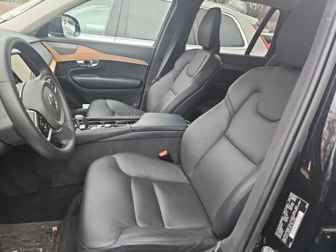 Used 2023 Volvo XC90 B6 Plus w/ Protection Package Premier image 6