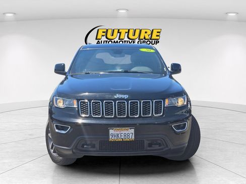 Used 2020 Jeep Grand Cherokee Laredo w/ Quick Order Package 2BN North AWD/4WD image 2