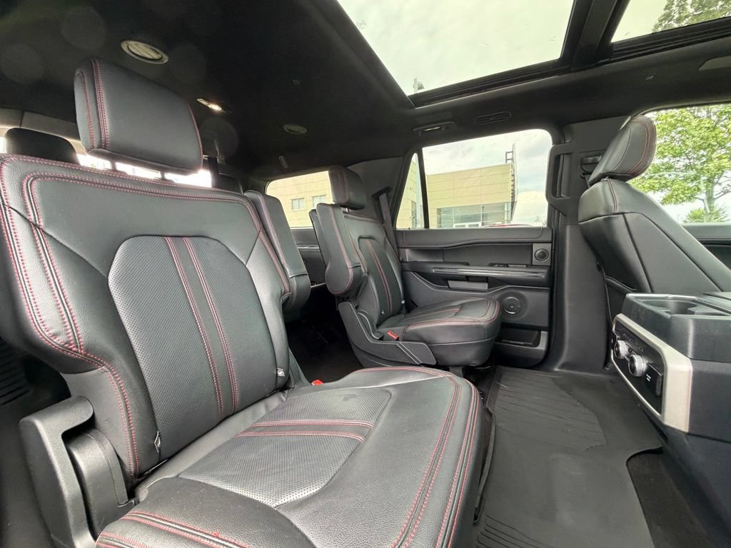 Used 2022 Ford Expedition Limited AWD/4WD image 19
