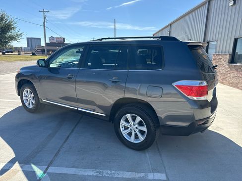 Used 2011 Toyota Highlander 4WD image 13