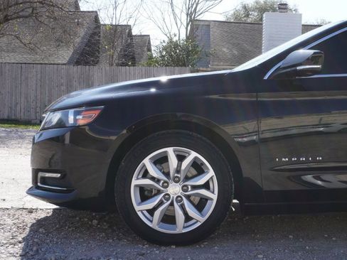 Used 2019 Chevrolet Impala LT image 28