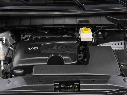 Used 2023 Nissan Pathfinder Platinum w/ Cargo Package AWD/4WD image 38