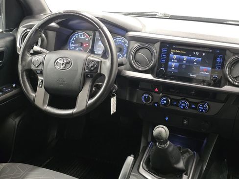 Used 2017 Toyota Tacoma TRD Sport w/ Tow Package image 17