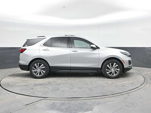 Used 2022 Chevrolet Equinox Premier AWD/4WD image 8