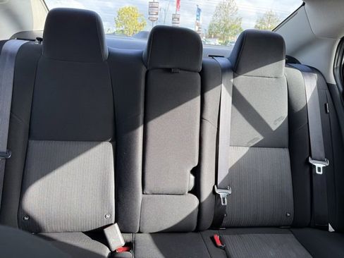 Used 2021 Nissan Sentra SV image 17